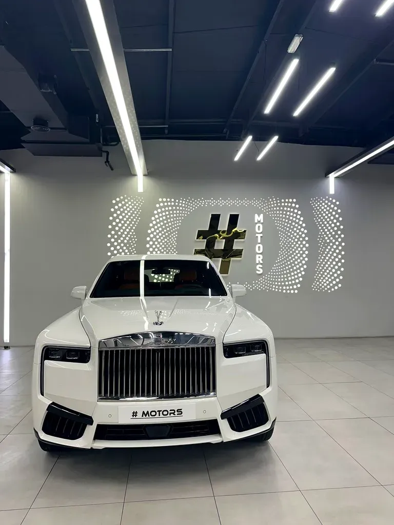 رولز رويس كولينان 2025